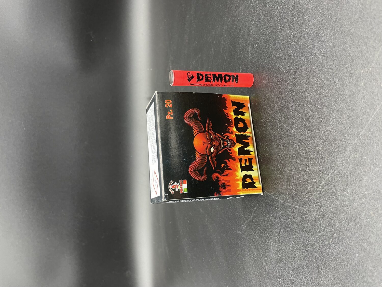 Petardi Online - DEMON 120 GR